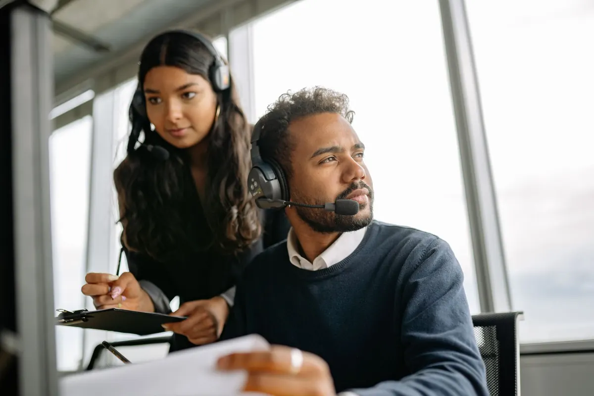 How Small Businesses Can Use AI Agents for Customer Support in 7 Days